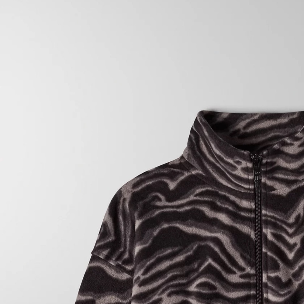 Aritzia TNA Polar 1/2 Zip (XXS) - Picture 5 of 8
